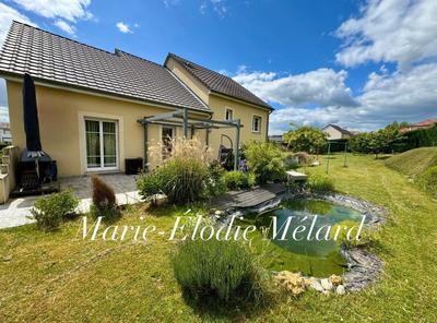 Maison - 147 m² - 7 pièces