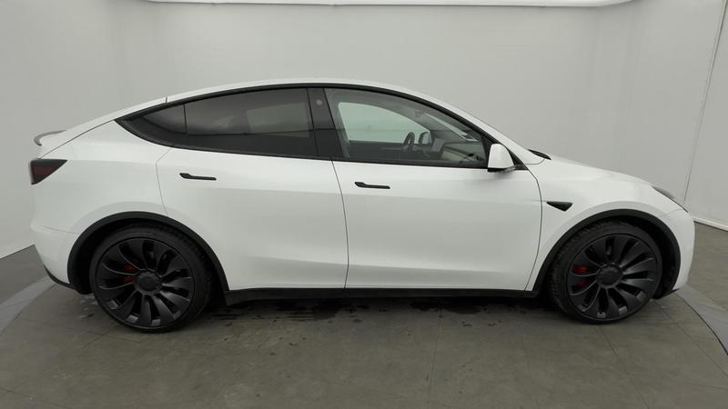 Tesla Model y Performance Dual Motor Awd
