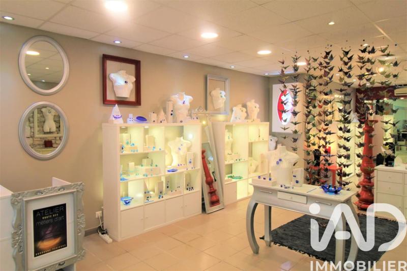 Maison de ville - 242 m² - 8 pièces