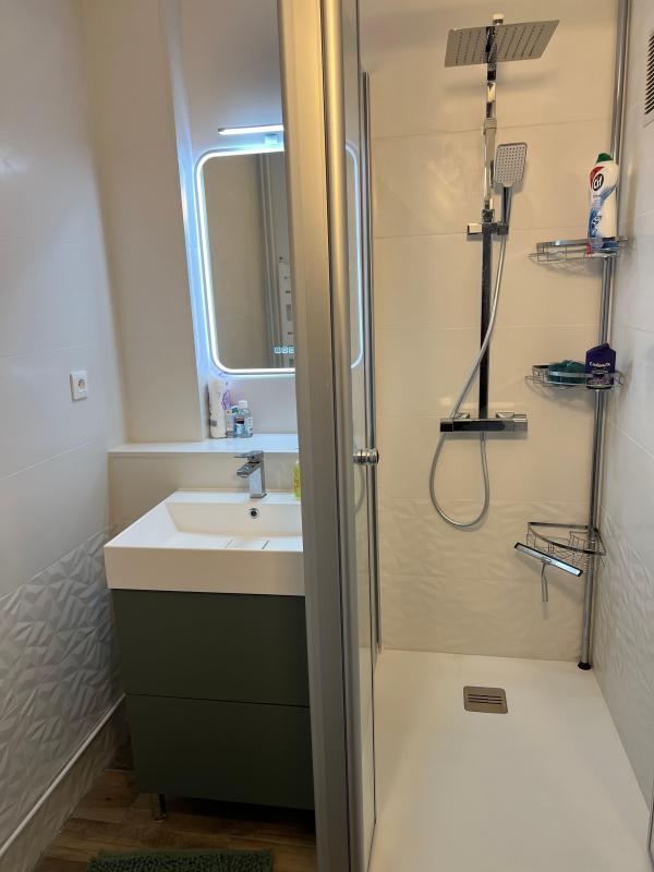 Appartement - 80 m² - 5 pièces