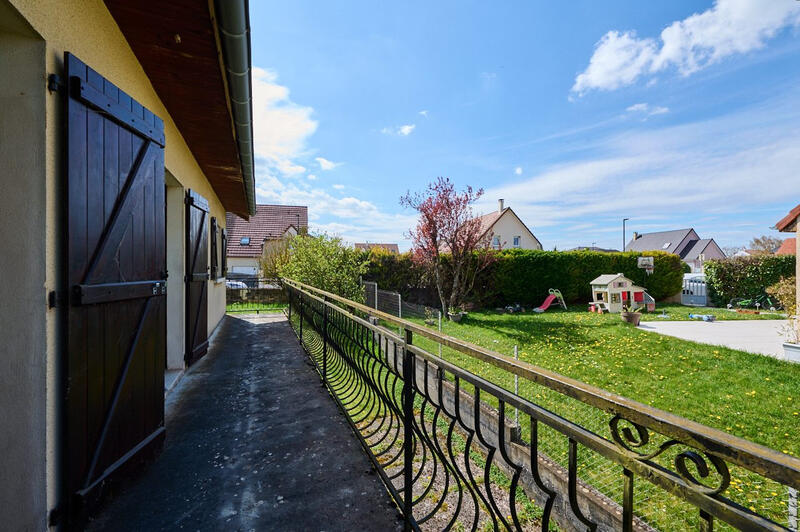 Maison - 120 m² - 5 pièces