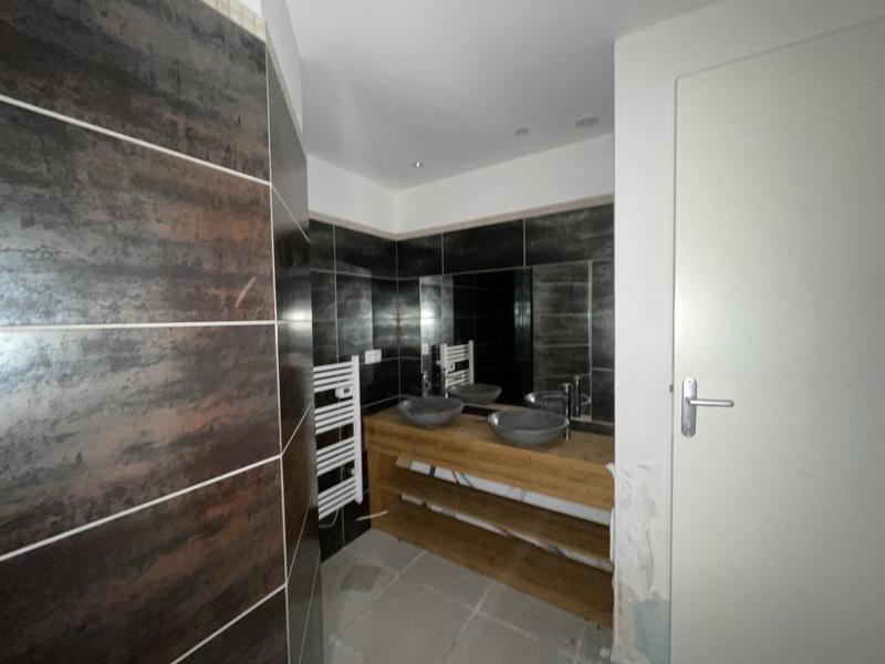 Appartement - 93 m² - 4 pièces