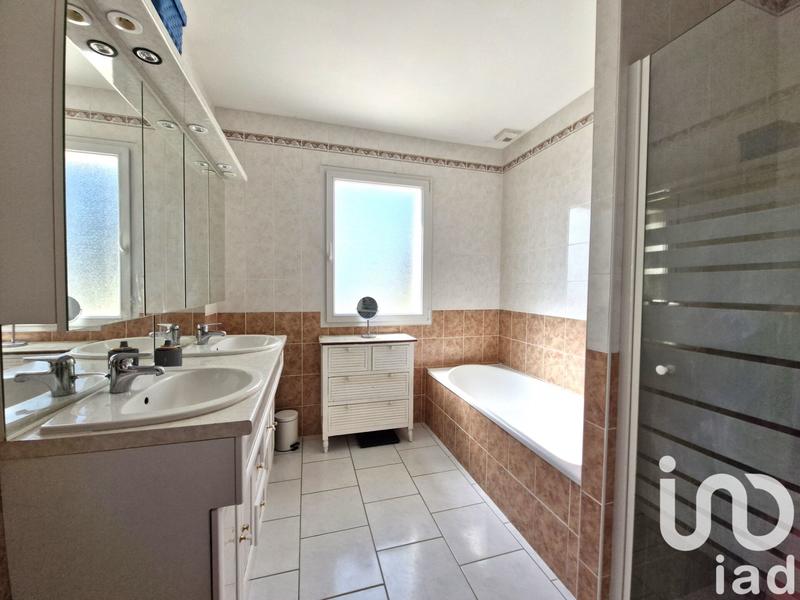 Maison - 125 m² - 5 pièces