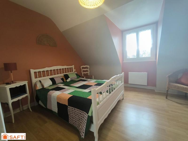 Maison - 127 m² - 8 pièces