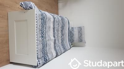 Chambre - 11 m² - 1 pièce