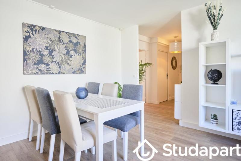 Chambre - 115 m² - 1 pièce