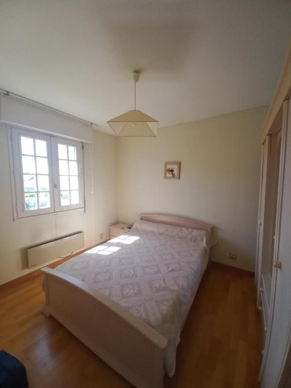 Maison - 241 m² - 10 pièces