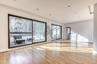 Appartement - 130 m² - 5 pièces