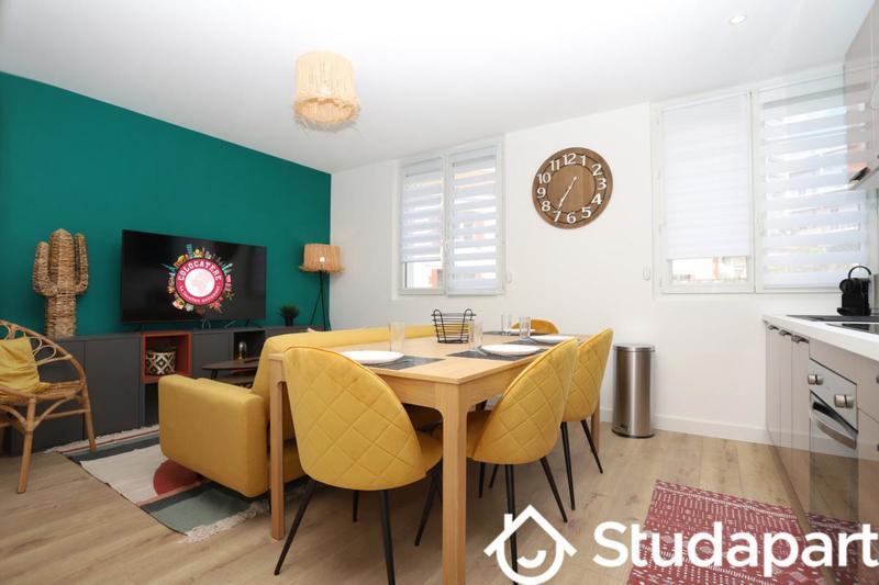 Chambre - 74 m² - 1 pièce