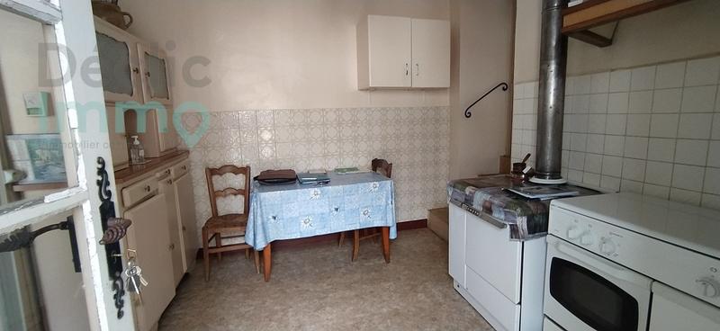 Maison - 94 m² - 6 pièces