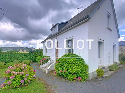 Maison - 110 m² - 4 pièces