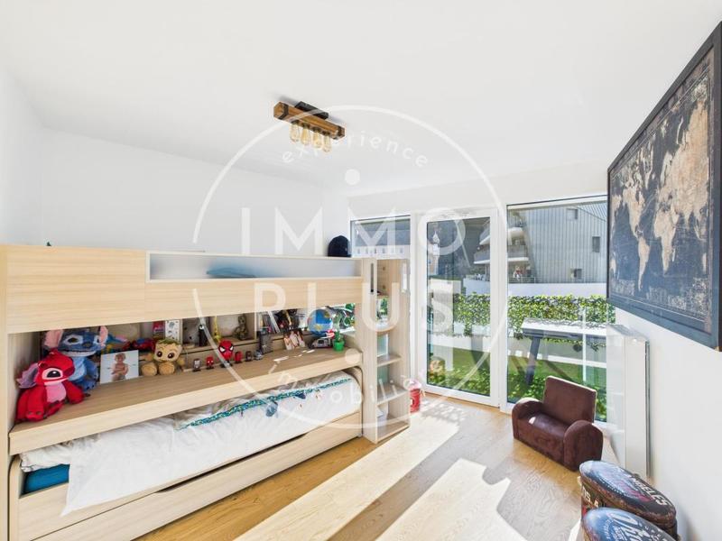 Appartement - 105 m² - 4 pièces