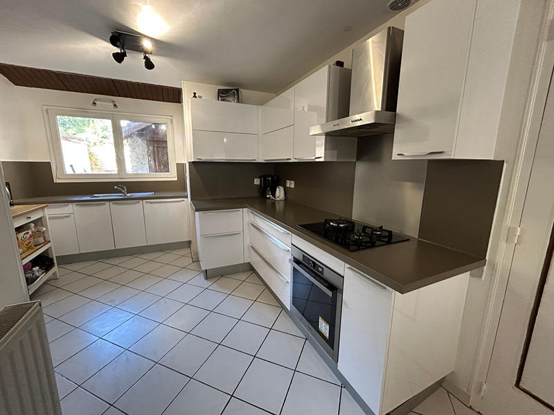 Maison - 130 m² - 5 pièces