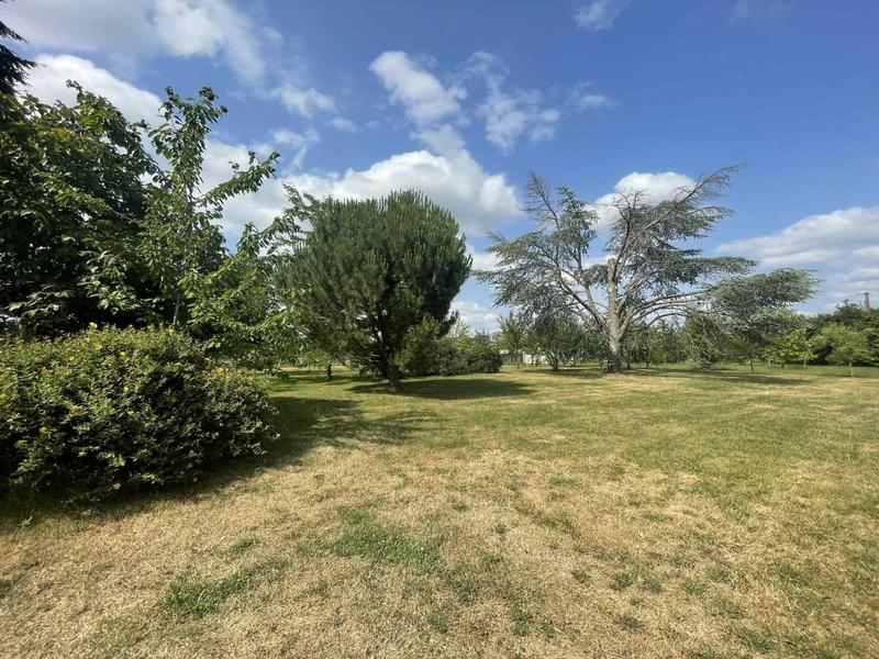 Maison - 195 m² - 7 pièces