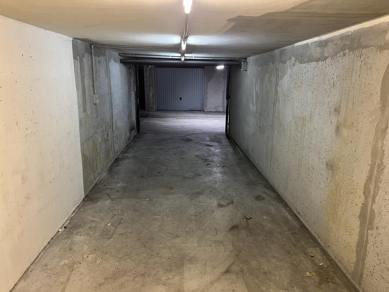 Parking / Garage - 24 m²