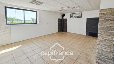 Local commercial - 220 m² - 7 pièces