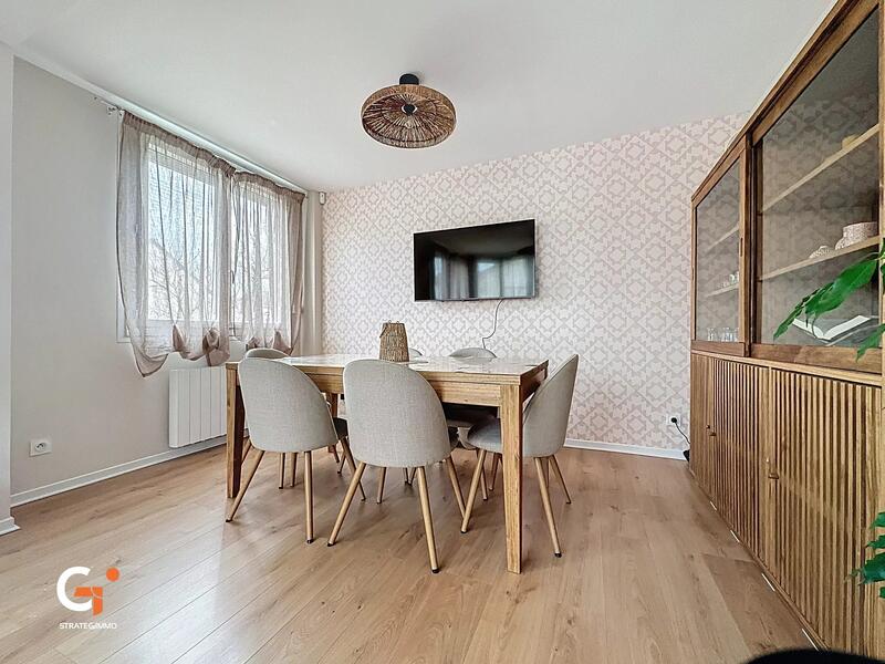 Maison - 120 m² - 5 pièces