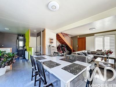 Maison - 92 m² - 4 pièces