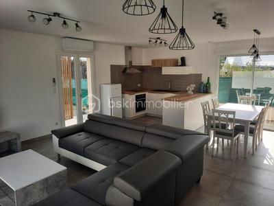 Maison - 80 m² - 4 pièces