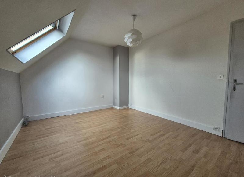 Pavillon - 98 m² - 6 pièces