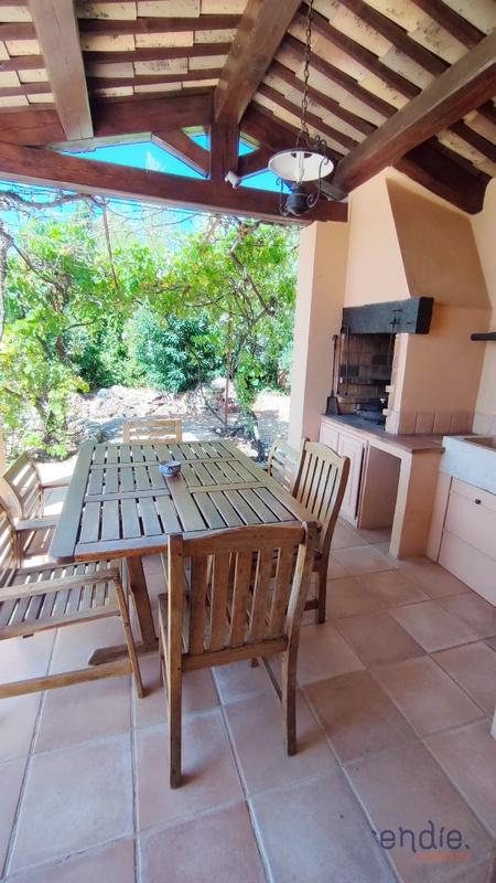 Maison - 228 m² - 6 pièces