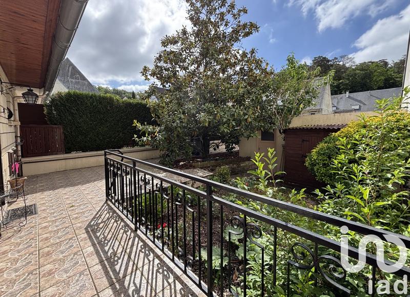 Maison - 95 m² - 5 pièces