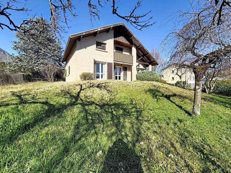 Maison - 149 m² - 5 pièces