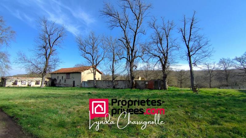 Grange - 200 m² - 1 pièce