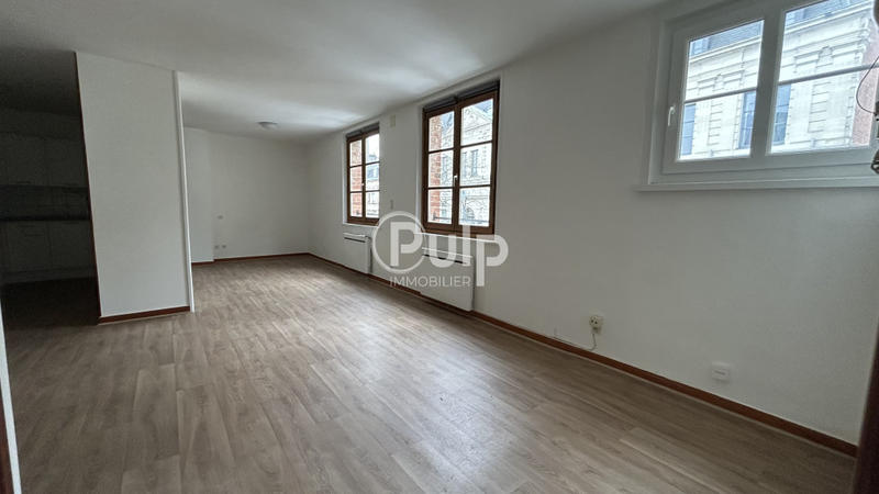 Studio - 42 m² - 1 pièce