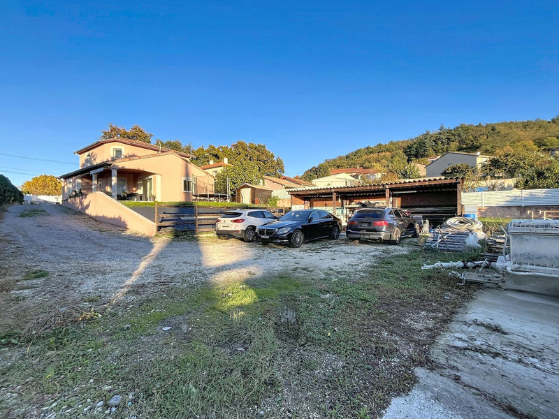 Maison - 144 m² - 5 pièces