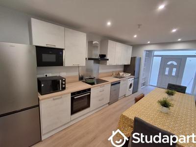 Chambre - 12 m² - 1 pièce