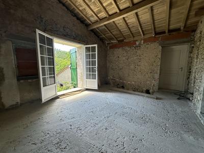 Maison traditionnelle - 138 m² - 4 pièces