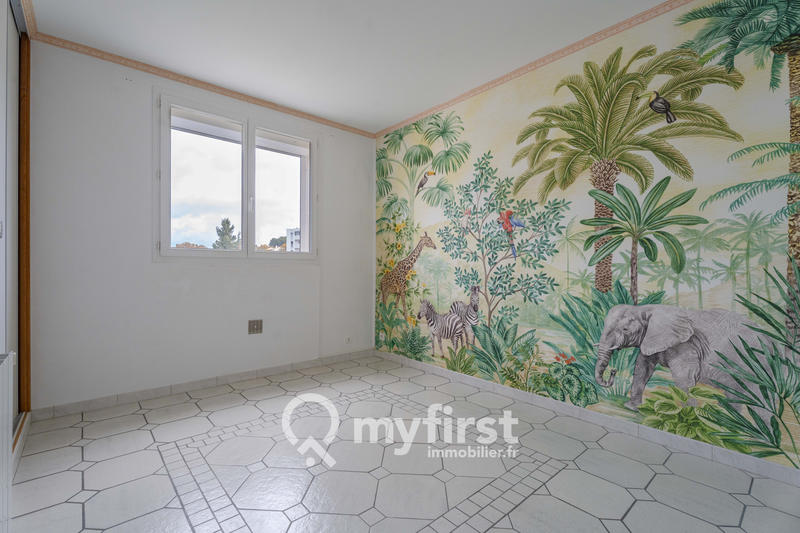 Appartement - 70 m² - 4 pièces