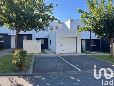 Maison de ville - 88 m² - 4 pièces