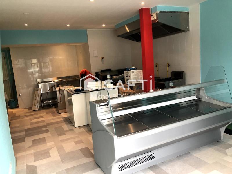 Local commercial - 87 m² - 2 pièces