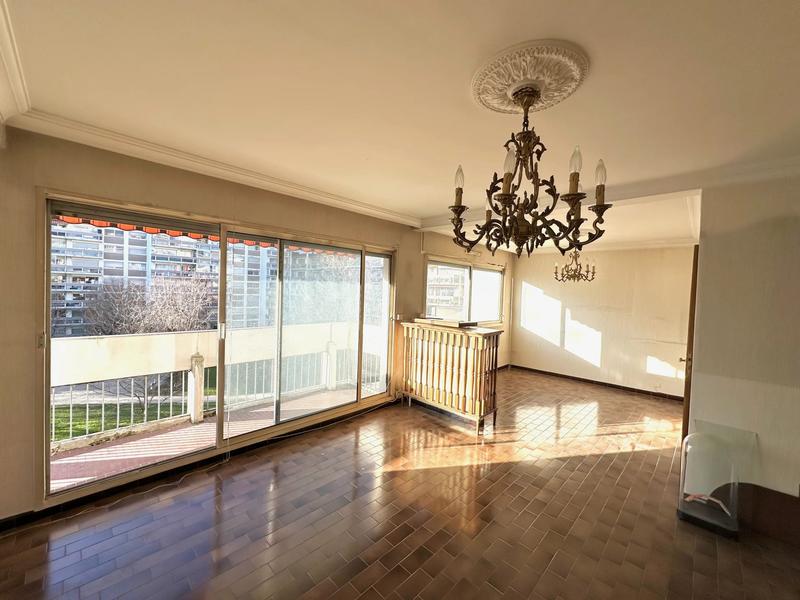 Appartement - 80 m² - 4 pièces