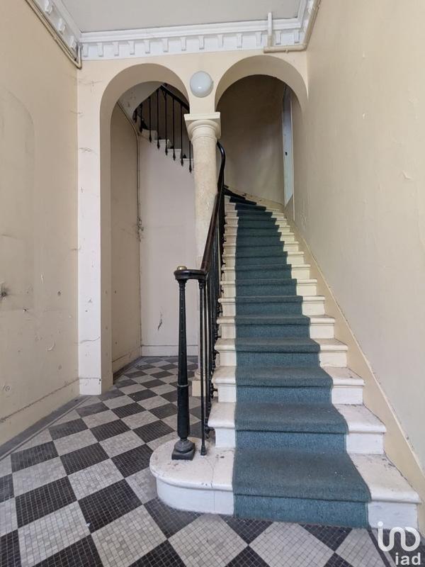 Maison - 252 m² - 11 pièces