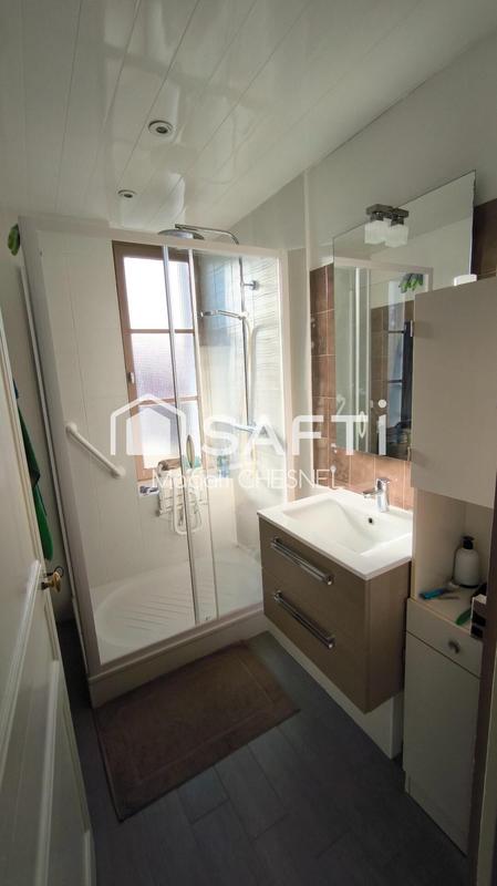 Maison - 172 m² - 9 pièces