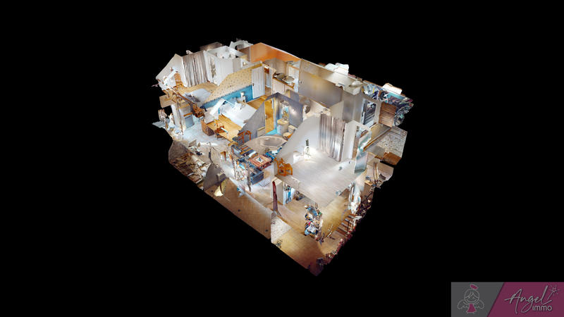 Maison - 242 m² - 9 pièces