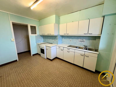 Appartement - 94 m² - 4 pièces