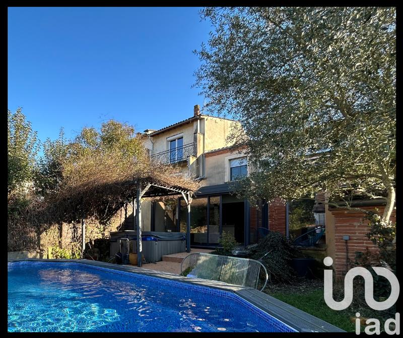 Maison - 196 m² - 5 pièces