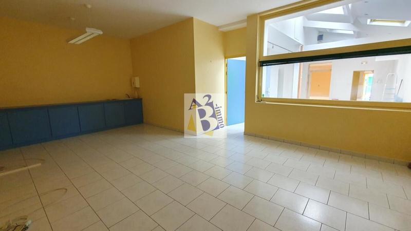 Maison de ville - 280 m² - 10 pièces