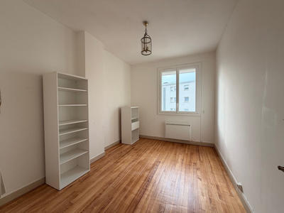 Appartement - 86 m² - 4 pièces