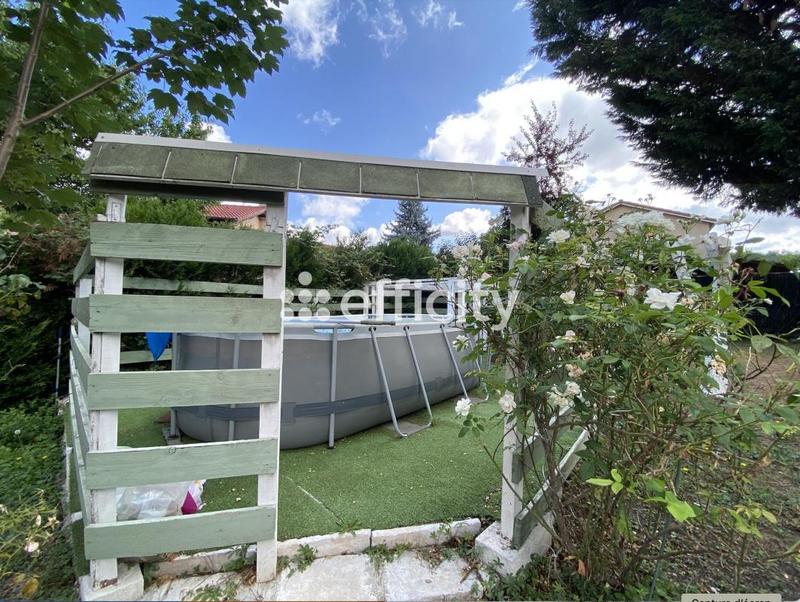 Maison - 158 m² - 6 pièces