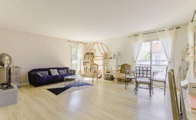 Appartement - 106 m² - 5 pièces