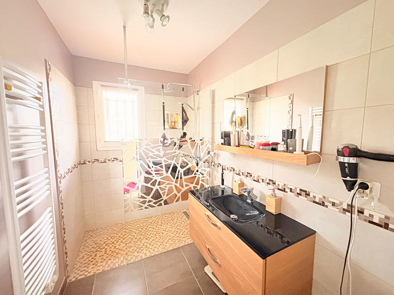 Maison - 87 m² - 4 pièces