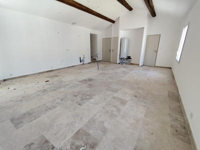 Appartement - 85 m² - 3 pièces