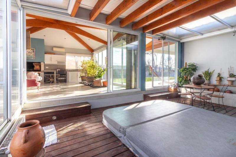 Maison - 267 m² - 10 pièces