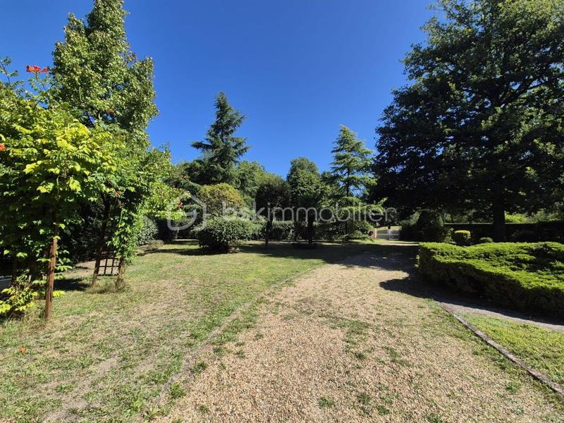 Maison traditionnelle - 87 m² - 4 pièces