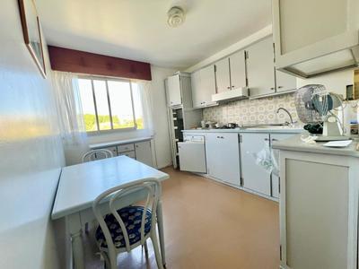 Appartement - 85 m² - 3 pièces